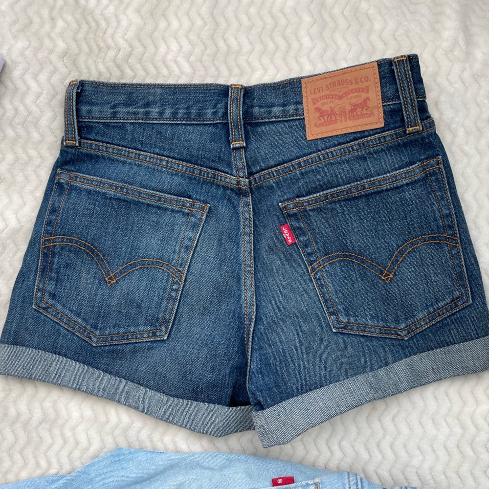Levi Shorts Brand new!!